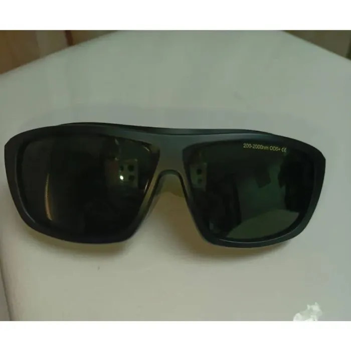Lentes Protectores para Tratamientos Láser